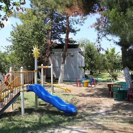 Bulut Garden Otel Kuşadası